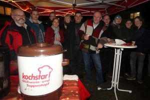 Glühweinstand der SPD Bochum-Ehrenfeld (2018) mit u.a. MdB Axel Schäfer, MdL Karsten Rudolph und GenossInnen u.a. der SPD Bochum-Ehrenfeld