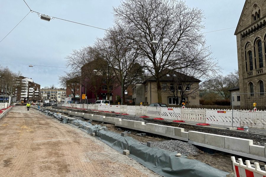 Baumaßnahme Hattinger Straße (Blick in Richtung Königsallee) im März 2023
